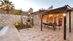 Kayaköy 3 bedroom secluded villa with private pool hot tub