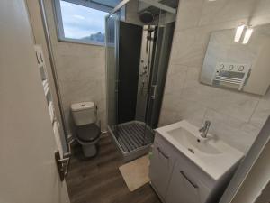 La Bourboule - Étoile des neiges - Ambiance montagne - Appartement rénové, 2 chambres Wifi - Randonnée la Roche des Fées