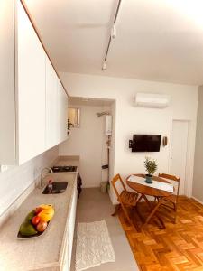 Enjoy Rio de Janeiro in the heart of Copacabana!