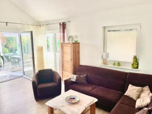 Ferienhaus mit Sauna & Whirlpool am See