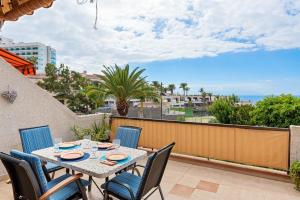 Privates 2-Schlafzimmer-Apartment in Los Gigantes mit Terrasse & Pool