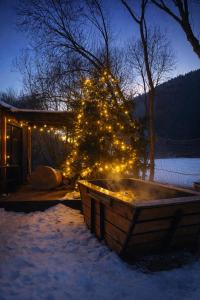 Chatka pod Hrdošnou skalou