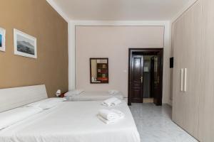 Just a Perfect Stay By Dimorra