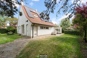Kosea - charming home with large garden Koksijde