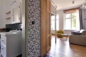 Comfort & Modern Apartment Studio by Market Square with AC AS HOME S4