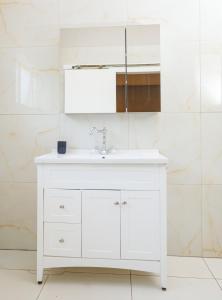 The Valley Escape - Cozy Corner