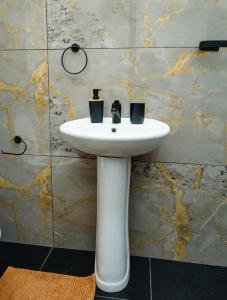 The Valley Escape - Dreamers Paradise