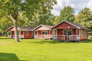 OLA996-Byxelkrok-Grankullavaegen-350