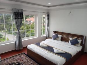DeOlives Villa