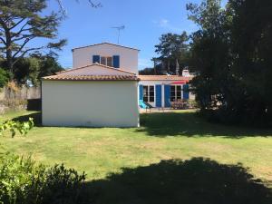 25 Ambiance cosy et jardin arboré