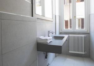 Palline White by Hili