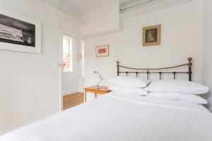 Pembridge Villas IV by onefinestay