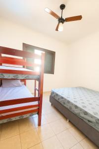 Casa Grande com piscina e churrasqueira a 400m da praia