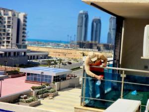 ابراج العلمين والداون تاون فيو البحر واللاجون Tower, New Alamein