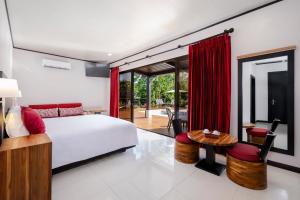 Arenal Manoa Resort & Hot Springs