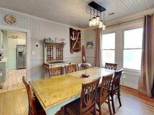 1201 Lovell Avenue by Tybee Vacation Rentals