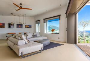 Skylines Estate Paros