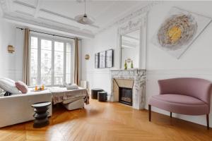TBS 318 - Superb apartment with Eiffel Tower view