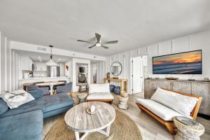 One Seagrove Place 0804