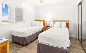 One Seagrove Place 1706