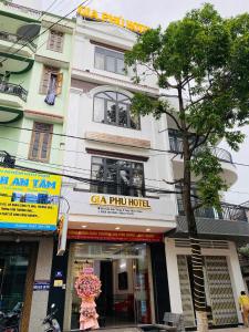 Gia Phú Hotel