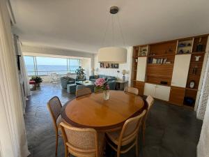 departamento 4 ambientes frente al mar con cochera privada CostaAzulPunta