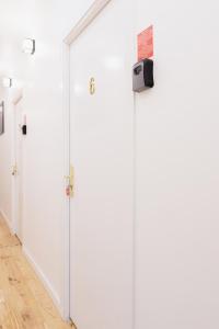 Quartos Económicos 3 Andar - LC