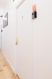 Quartos Económicos 3 Andar - LC