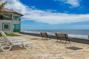 Condomínio com lazer completo à beira-mar em Itajubá - CFIs