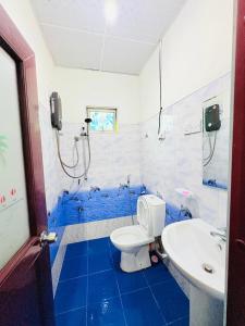GREENISH INN (ROOMS)