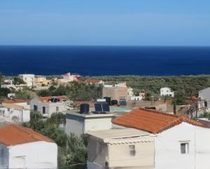 Plaka Center Gem with sea view and shared pool