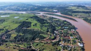 Bela acomodação às margens do Rio Uruguai