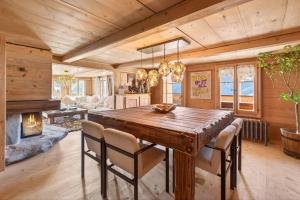 Modern and Luxurious 5-Bedroom Villa with Private Spa in Swiss Alps