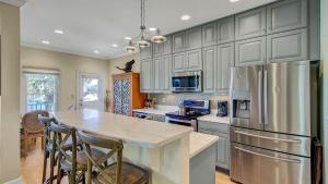 26 Morgans Cove Drive by AvantStay Unique Marina Location