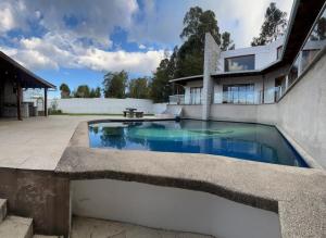 Quinta Madeira Valle de los Chillos