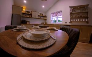 The Piggery Tipperary - Snore By The Nore