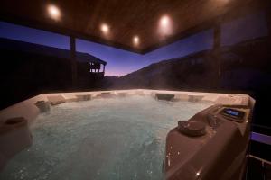 Relax 5B Chalet in Saalbach Austria with Mountain Views