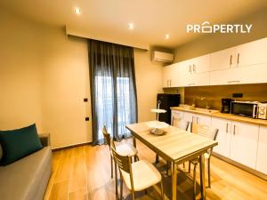 Kallikratia Central Boutique #PROPERTLY