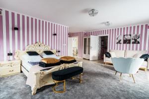 Rezydencja Florina - Dom z prywatnym basenem, jacuzzi i kortem tenisowym