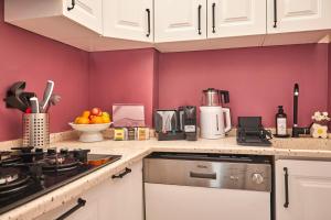 Modern 2BR in Nisantasi Area Balconies & AC