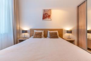 Picturesque Old Town Apartment with Charming Balcony