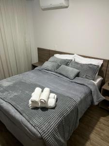 Via Premiére suite , Projac, Riocentro, Barra olimpica ,Farmasi arena, Jeunesse arena, Parque olimpico,Aeroporto de jacarepaguá, Rio de janeiro