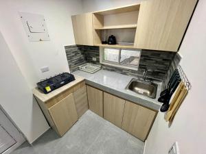 Apartaestudios Limsor Town