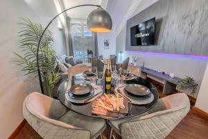 Aquarium Luxury Loft 1 - Exclusive Waterfront View