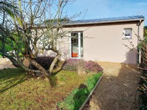 Maison à 300m de la plage au calme avec jardin