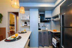 Charming apartment 2 minutes walking distance to Copacabana Beach!