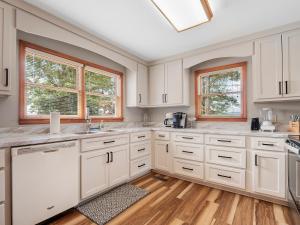 Butler Branch Point - Located On A Private Point! Pet-Friendly!