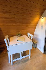 Glamping at Honnington Farm