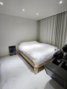 DOODOONG STAY, easy to go to Hongdae, Sangsoo, Seoul station