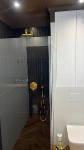 Mià Warsaw - Nowy Świat